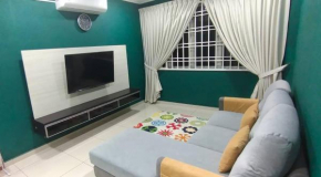 Sri Putra Homestay - Malay Only